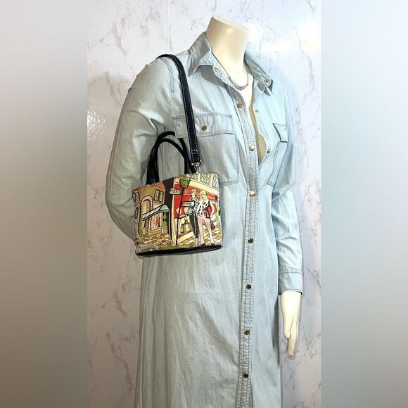 Frankie and Johnny rodeo and Wilshire Beverly
Hills - Picture 6 of 7